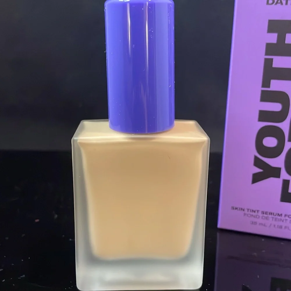 Youth Foria Skin Tint Serum Foundation - Light #230